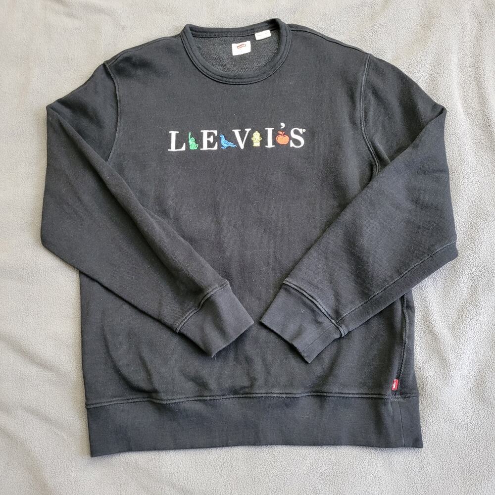 LEVIS Sweater Women Small Black Embroidered Pullover 90s Style Heavy Teacher